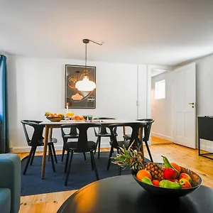 https://brilliant-3-bedroom-apartment-in-the-heart-of-copenhagen.copenhagenhotelselect.com